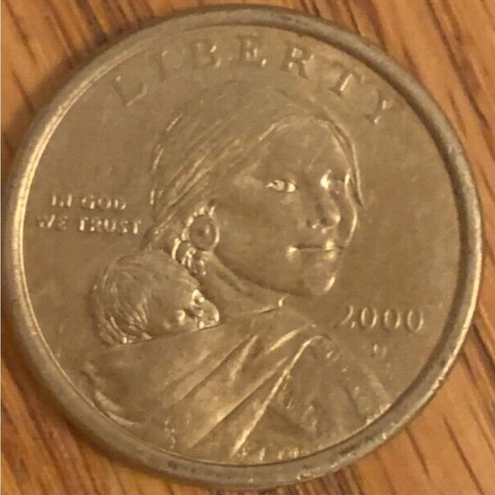 RARE $1 One Dollar 2000 D Sacagawea Coin